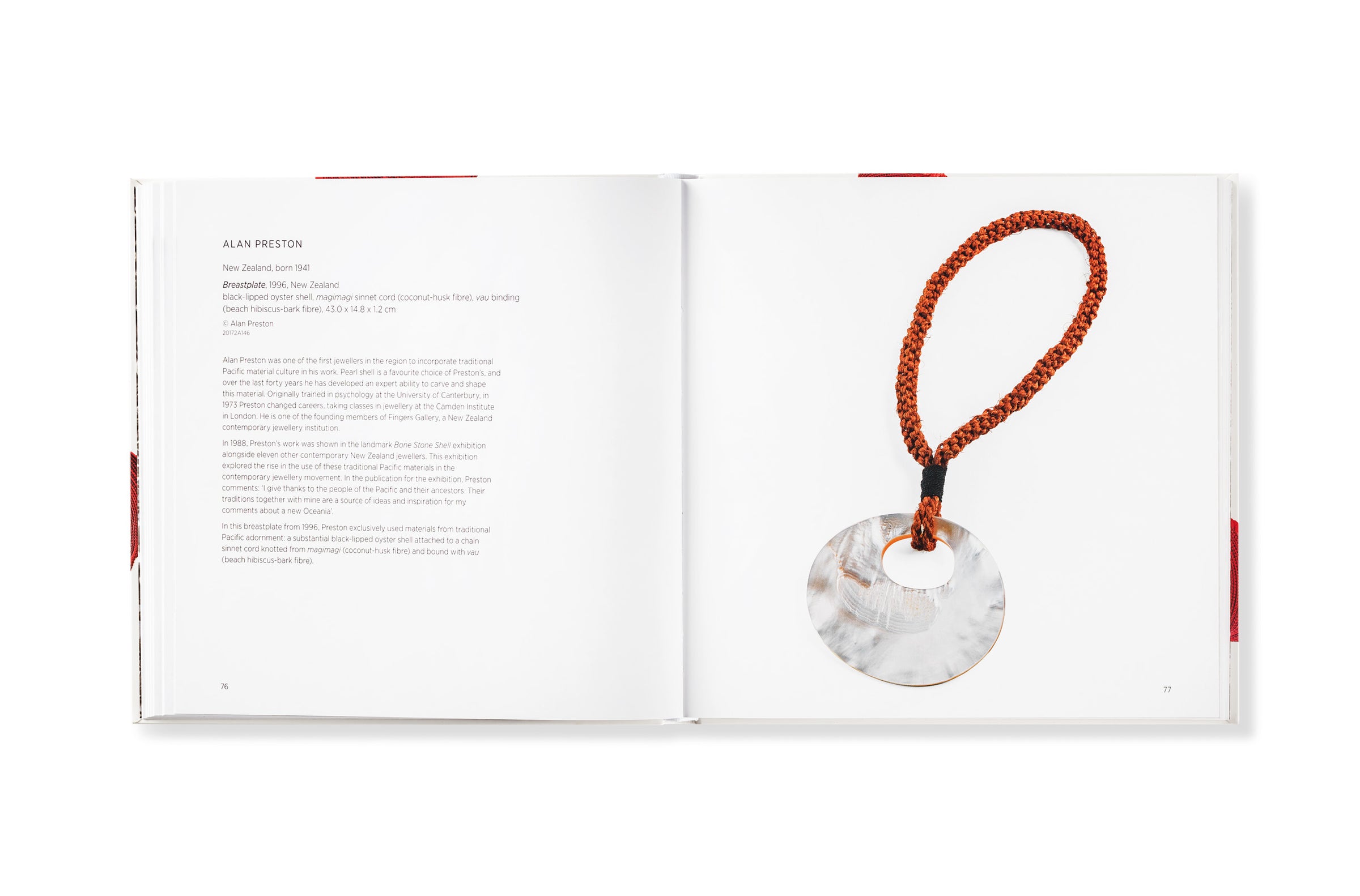 To Have and to Hold: The Daalder Collection of Contemporary Jewellery Exhibition Catalogue